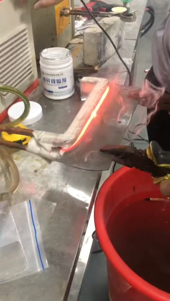 超高頻萝莉社网站下载對刀口淬火試樣視頻