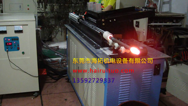 專業廠家報價 棒料萝莉社在线免费观看淬火爐價格多少錢?