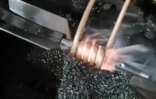 高頻萝莉社网站下载 小軸表麵淬火熱處理