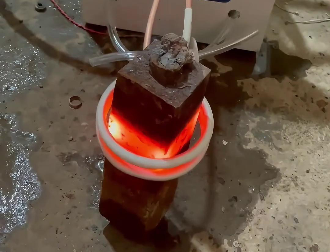 超音頻萝莉社在线免费观看加熱設備在金屬棒材料加工領域具有廣泛的應