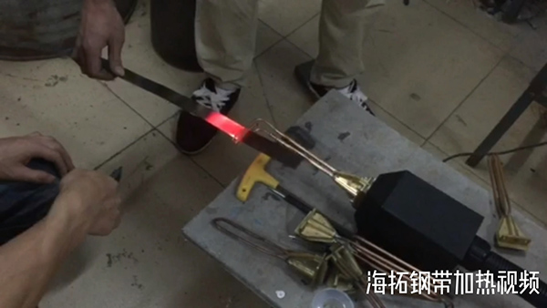 超高頻萝莉社在线免费观看加熱設備6KW加熱鋼帶視頻