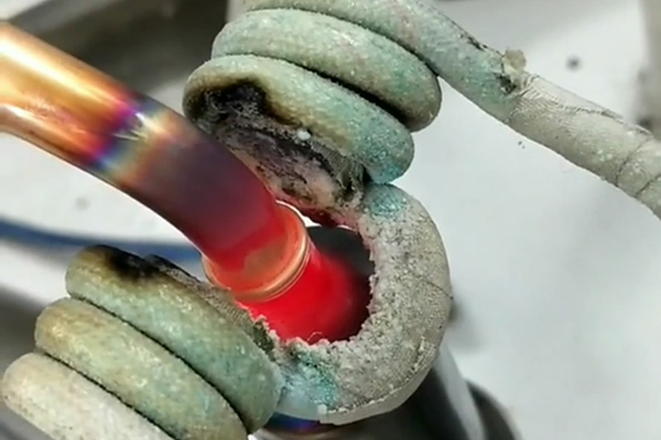 不鏽鋼管和銅管釺焊在一起，異種金屬焊接用高頻焊機