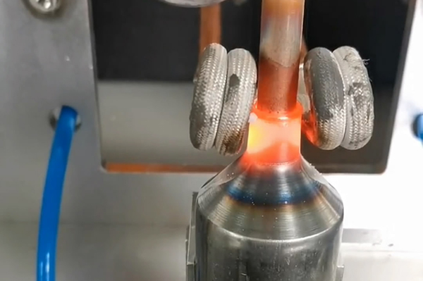開口式萝莉社在线免费观看加熱電源的功率容量和電流頻率的選擇